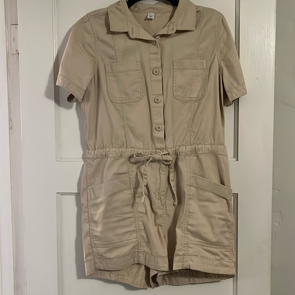 Old Navy beige romper